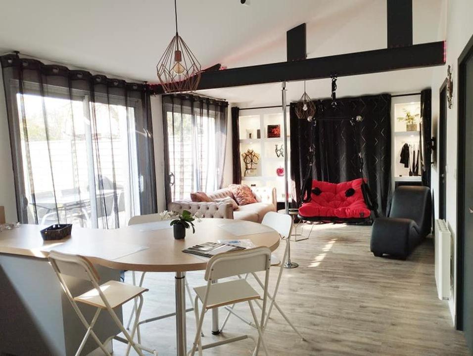Gite Romantique Avec Spa Coeur A Corps 44 La Plaine-sur-Mer Extérieur photo